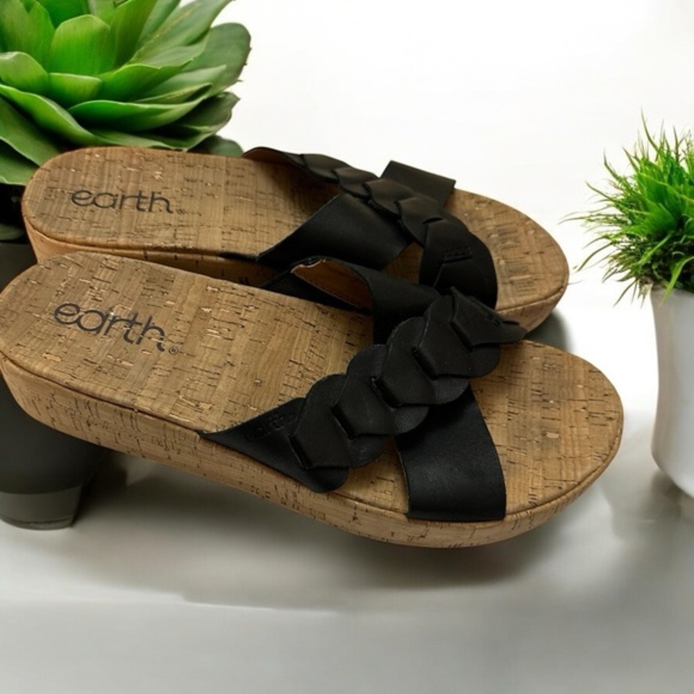 Earth Scotti Casual Slip-on Wedge Platform Premium Leather Womens Size 9